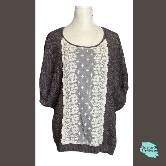 new directions Sweaters - New Directions Gray and White Crew Neck Sweater with Geometric Design